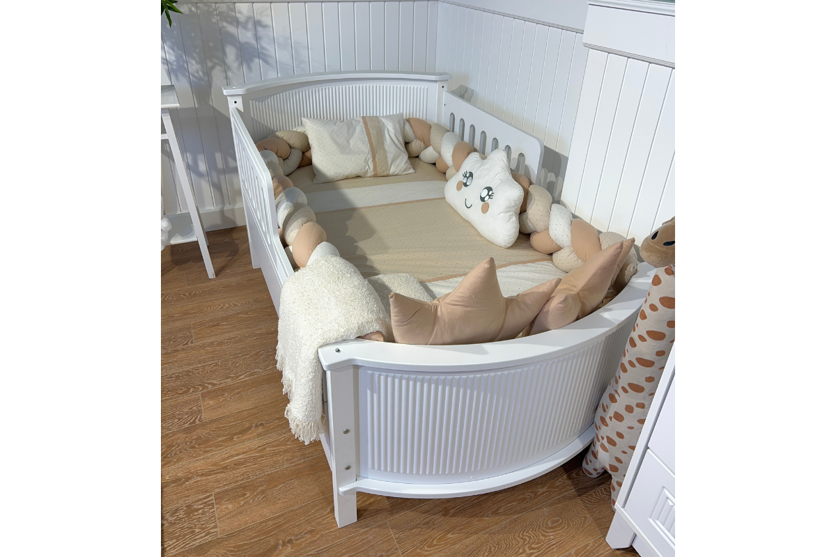 Venedik Büyüyen Karyola