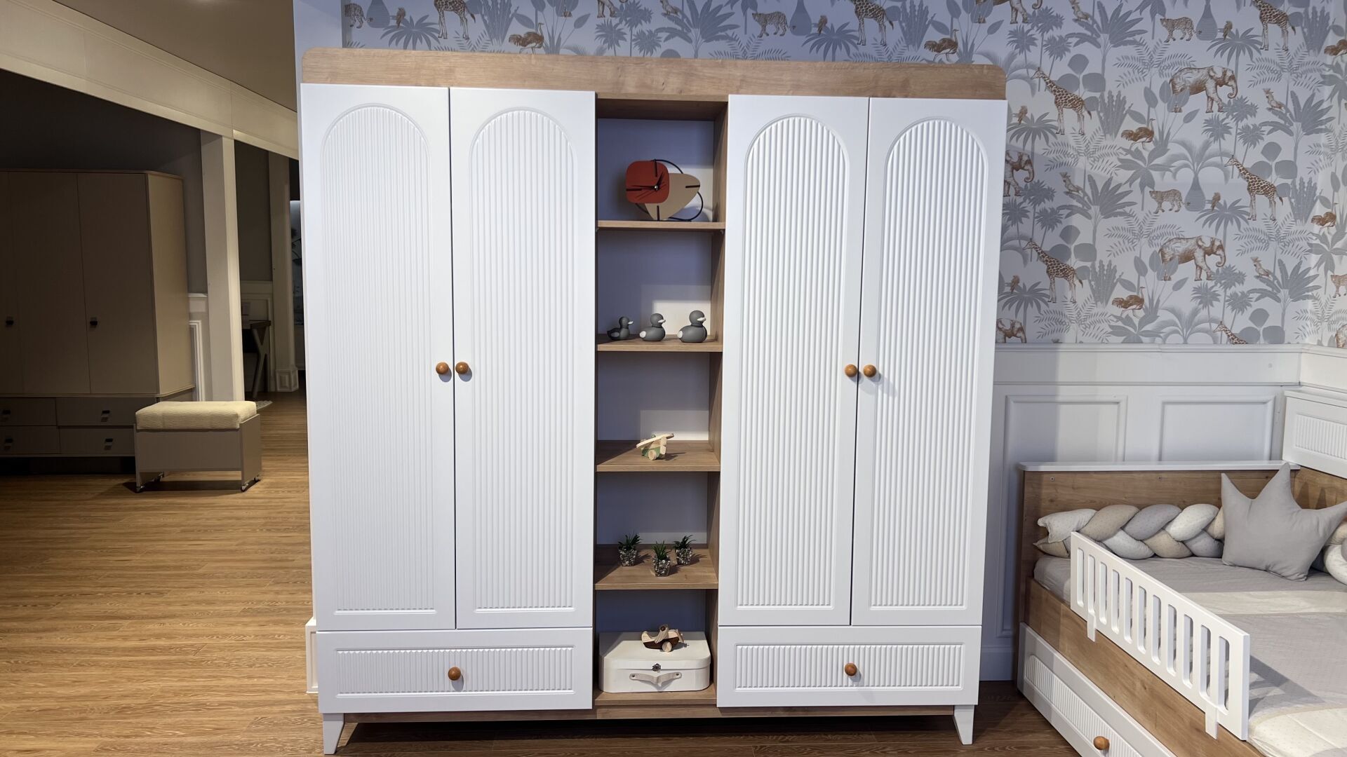 Velora Meşe-Beyaz 4kp Dolap