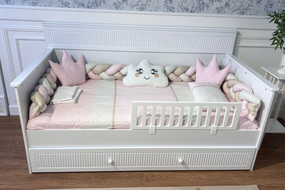 Lumi Beyaz 90*190 Montessori Karyola