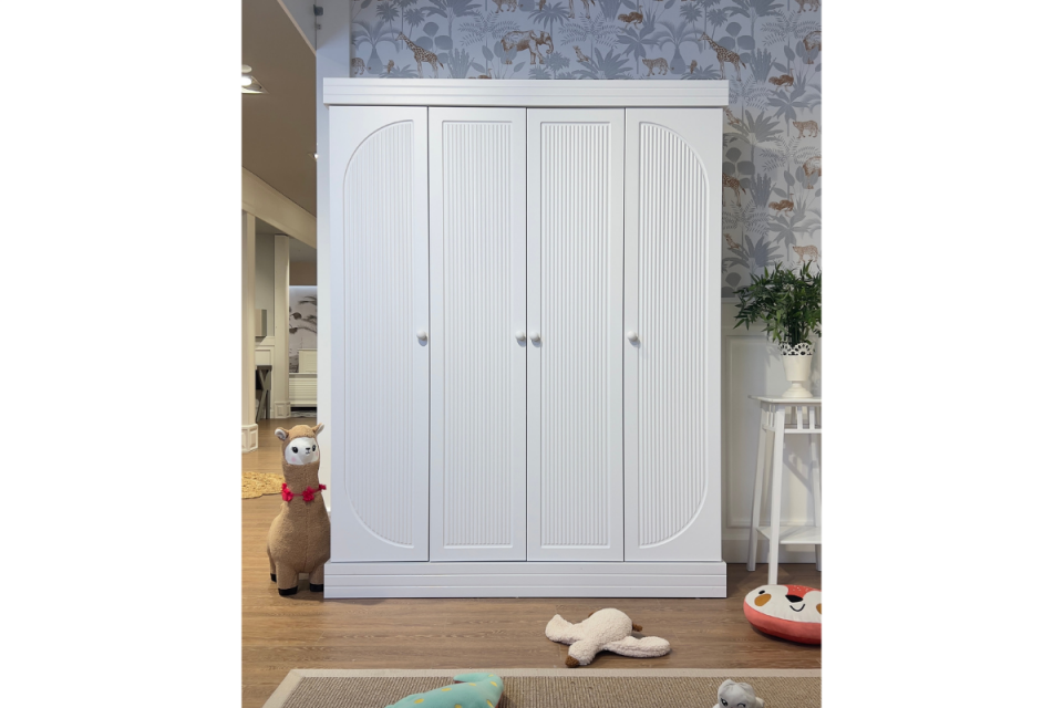 Luca 4 Kapılı Dolap