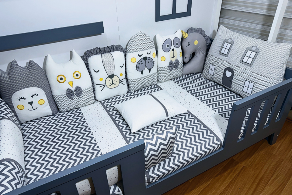 780 Animals Pastel Gri Montessori Set