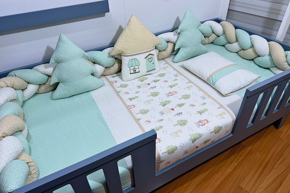 808 Pastel Yeşil Ev Örme Montessori Set