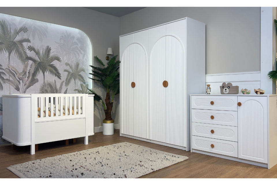 Monica Beyaz Stella Büyüyen Çocuk Odası