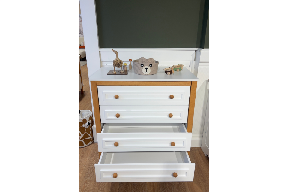 Luna Meşe Şifonyer