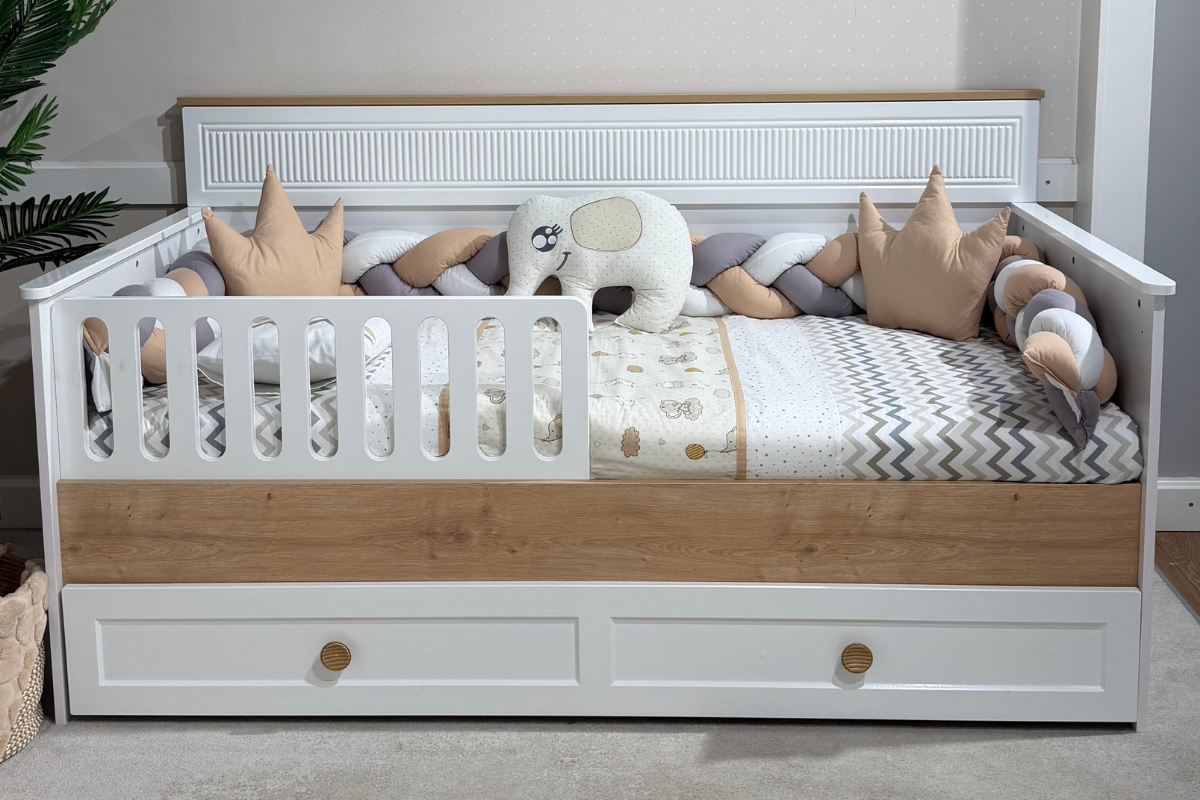 Jasmin Daybed