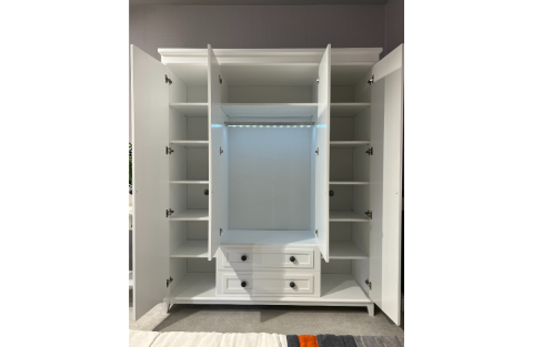 Valentino Genç Odası